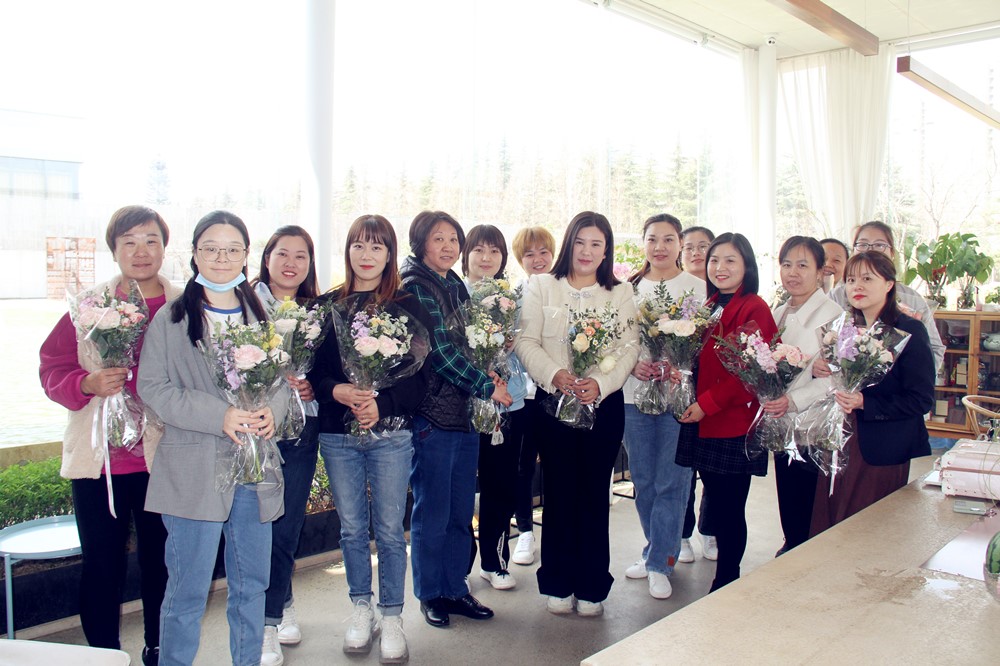 春風十里，不及你笑顏如花｜開元集團“女神節”這樣過